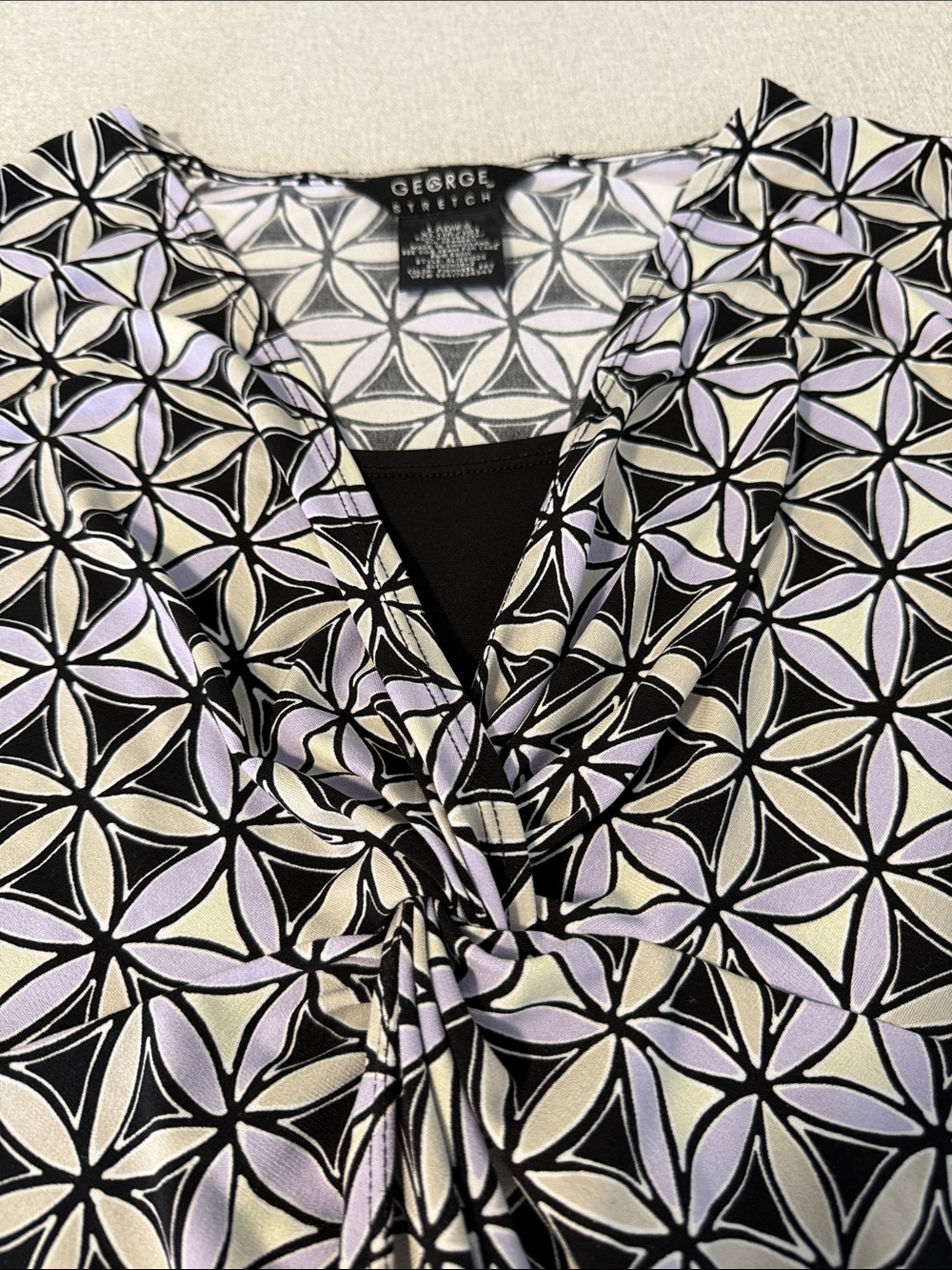 George Knot-Front Geometric Print Top - Black & Lavender XL - Picture 7 of 14